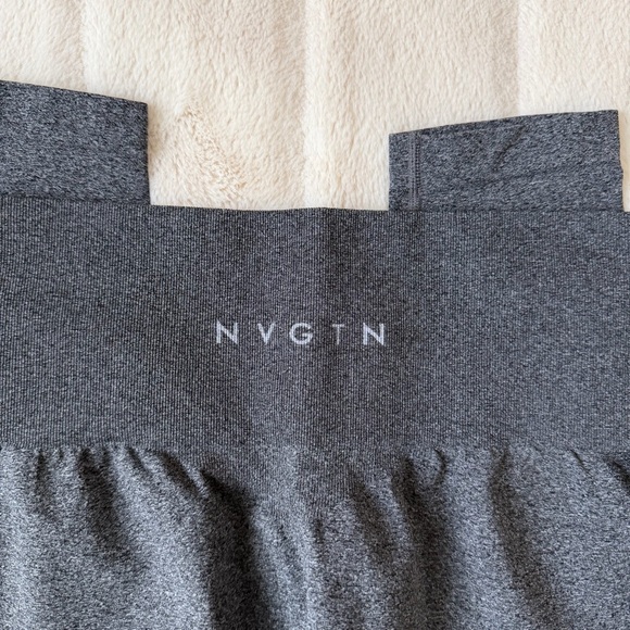 NVGTN Contour Seamless Leggings Black Speckled Size Medium - Picture 7 of 8